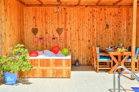 Villa Opak, Süit Odalı, Jakuzili, Doğa İçinde Muhafazakar Villa 3