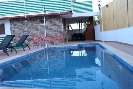 Villa Kum, Muhafazakar Yüzme Havuzlu, Çocuk Parklı Villa 1