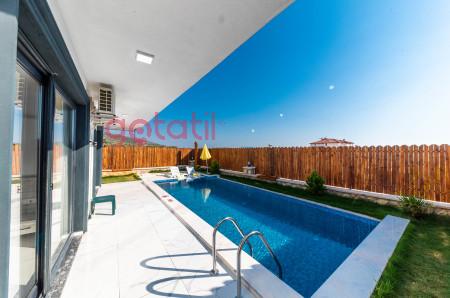 Villa Lavin, Geniş Havuzlu, Doğa Manzaralı Villa 2