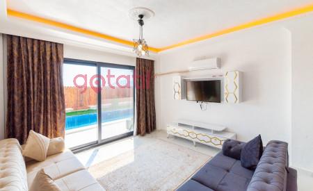 Villa Lavin, Geniş Havuzlu, Doğa Manzaralı Villa 3