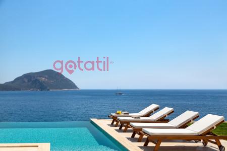 Villa Yerdeniz-1, Denize sıfır, kendine ait plajı olan, deniz manzaralı ve 6 Odalı 2