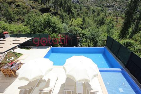 Villa Blue, Deniz Manzaralı, Korunaklı Yüzme Havuzlu, Jakuzili Villa 3