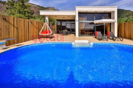 Villa Elfida, Jakuzili, Muhteşem Manzaralı, Doğa İçerisinde Villa 2