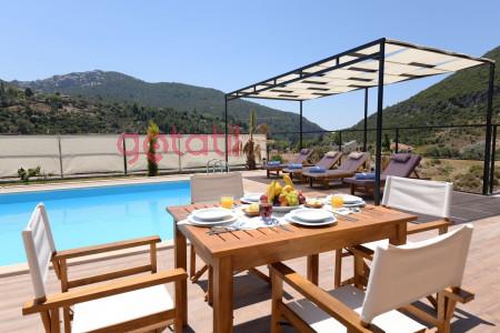 Villa Helen-1, Süit Odalı, Jakuzili, Geniş Havuzlu Villa 3