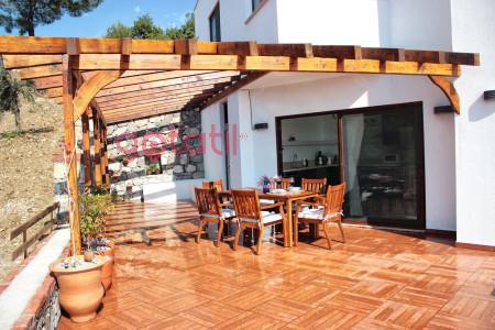 Villa Lotus, Jakuzili, 3 Yatak Odalı Lüks Villa 3