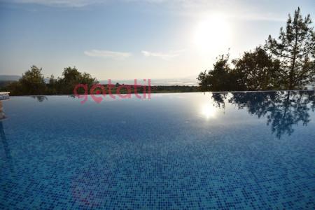 Villa Samara-1, Jakuzili, Kapalı Isıtmalı Havuzlu ve 1 Odalı 2