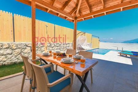 Villa Pikan, Geniş Havuzlu, Doğa İçerisinde Muhafazakar Villa 3