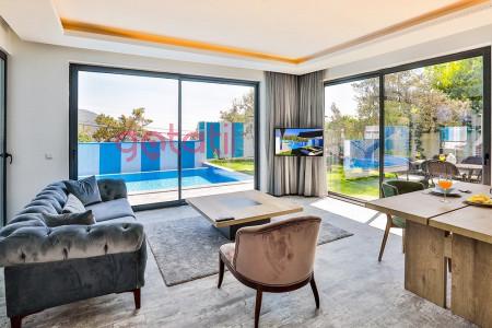 Villa Safran-3, Korunaklı Yüzme Havuzlu, Doğa İçerisinde Villa 3